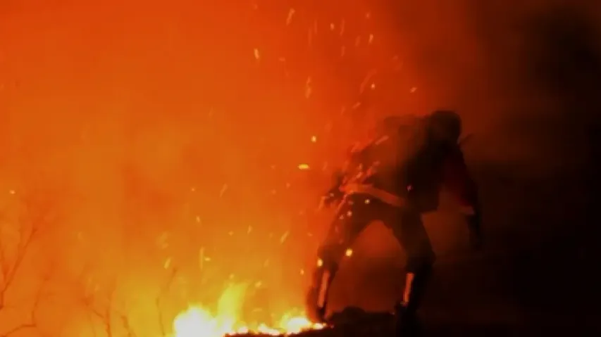 Mosquito Fire in California spreads to almost 30,000 acres