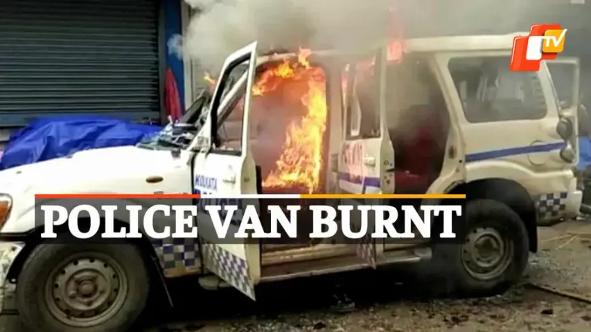 Police vehicle burnt, 