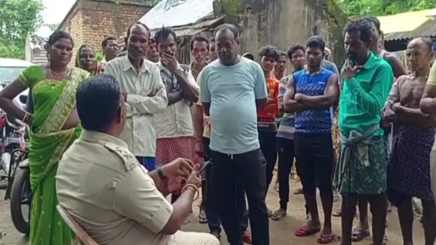 Man-jumbo conflict: Forester, 10 jumbo chasers held captive in Mayurbhanj village, freed 
