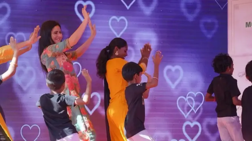 Viral video shows Katrina Kaif dancing to Vijay’s ‘Arabic Kuthu - Halamithi Habibo’