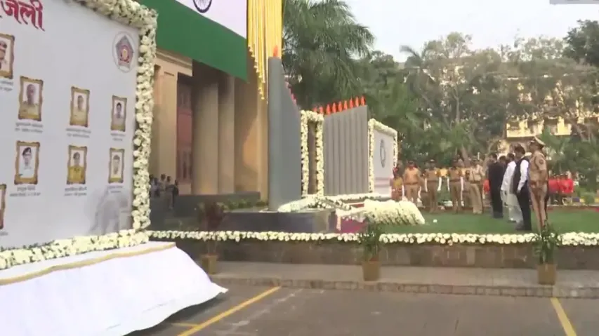 Mumbai: Tributes paid to martyrs on 14th anniversary of 26/11 terror attacks