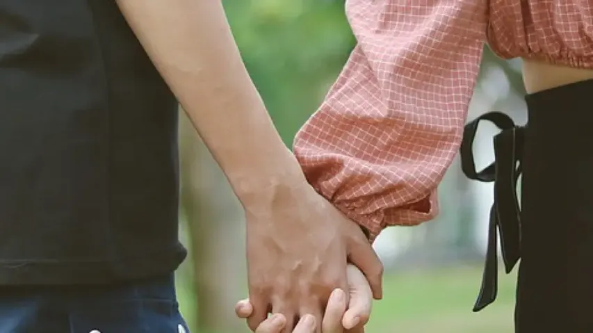 Dating your neighbour