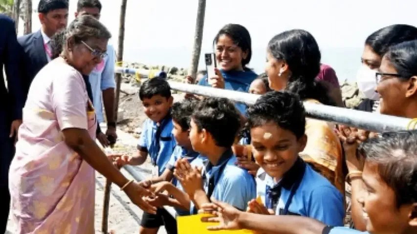 President Murmu springs 'sweet' surprise on Kerala schoolkids