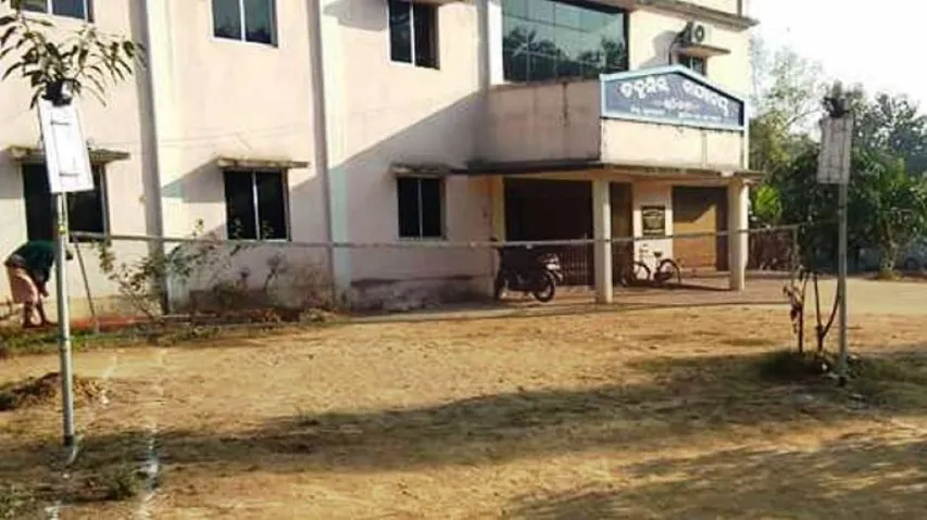 Tehsildar arrested, retired Revenue Supervisor detained by Cuttack Vigilance