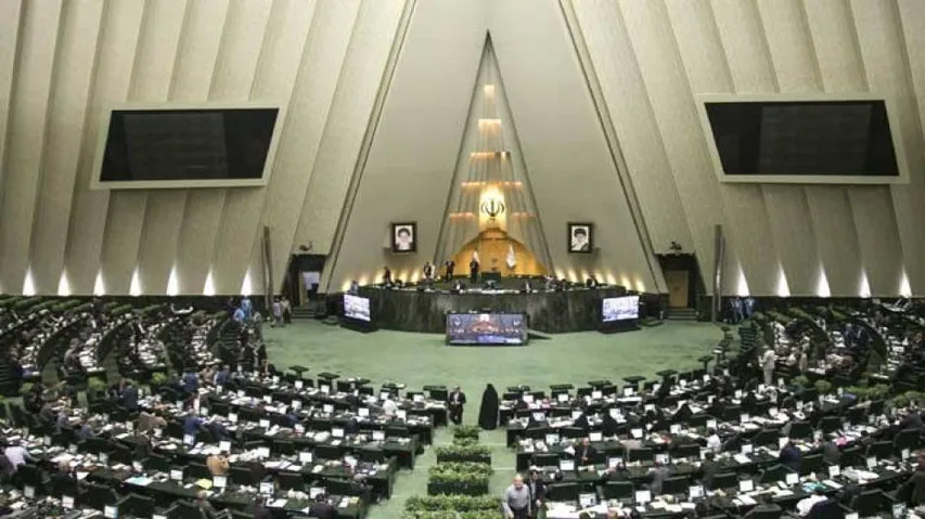 Iran Parl to decide on suspending sessions over COVID-10
