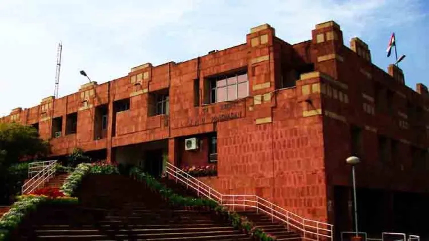 MHRD Meets JNU Authorities