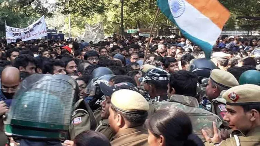 JNU Protest: Students Stopped Before Parliament, Massive Traffic Snarls In Central Delhi