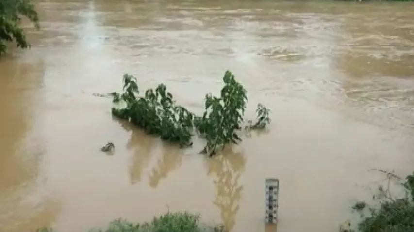 Balasore: Locals Fear Flood As Jalaka River Breaches Danger Mark
