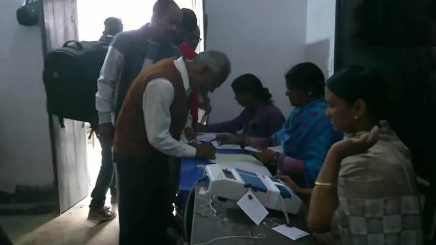 Polling for first phase Assembly polls begins in Jharkhand