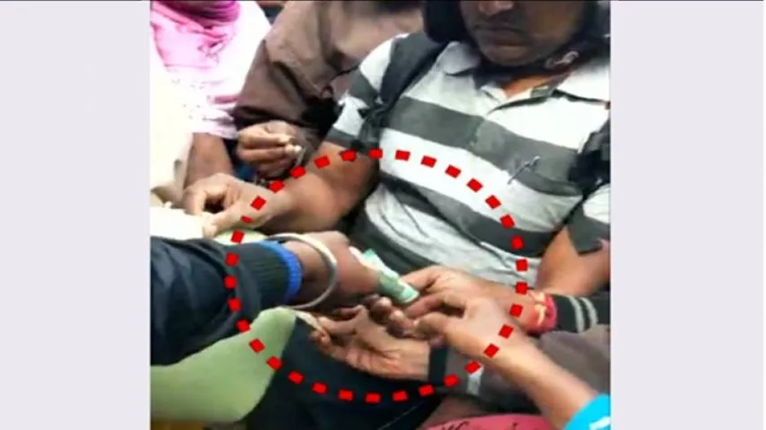 Video of man selling KALIA scheme enrolment forms goes viral