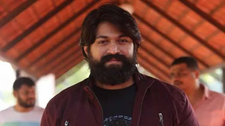 KGF Chapter 2 Star Yash Gets Nostalgic
