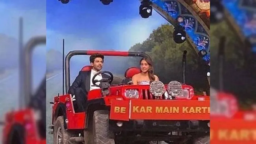 Kartik-Sara-Reunite