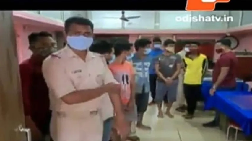 Odisha: Five Of Notorious Axe Gang Arrested, 200 Gm Gold, 6 Kg Silver Seized