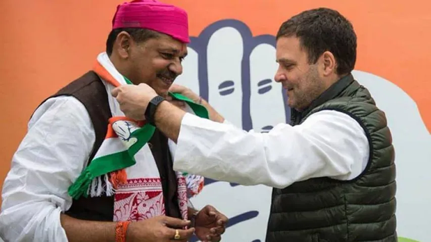 Former BJP man Kirti Azad joins Congress in Rahul Gandhi's presence