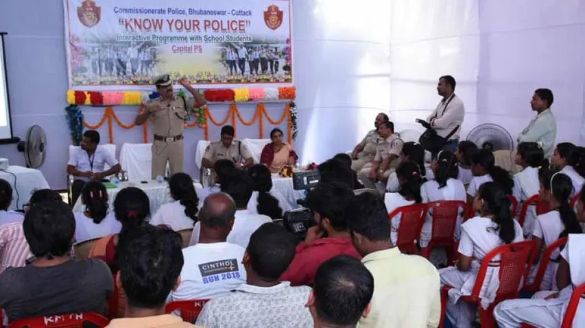 'Know Your Police' to allay fear of cops among students