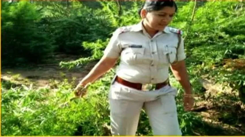 Lady Cop turns violent: Couple alleges torture inside police station