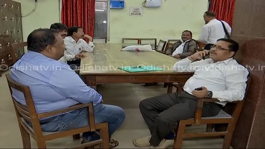 Lawyers cease work in Orissa High Court