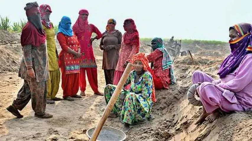 Centre releases Rs 29k cr to states to help clear dues under MGNREGA