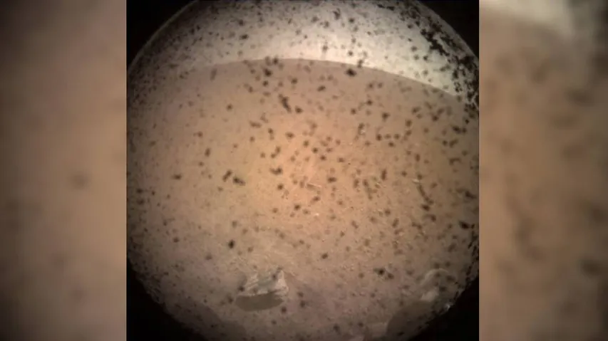 Martian Subsurface Has Ingredients For Present-Day Microbial Life