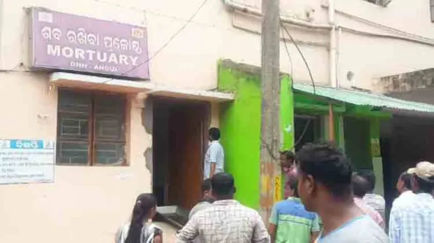 Shocking! 4-year-old dead girl’s ‘eyes gouged out’ at Angul hospital
