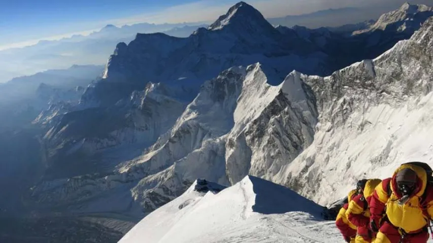 Eight Indians among 60 women get permit to climb Mt.Everest