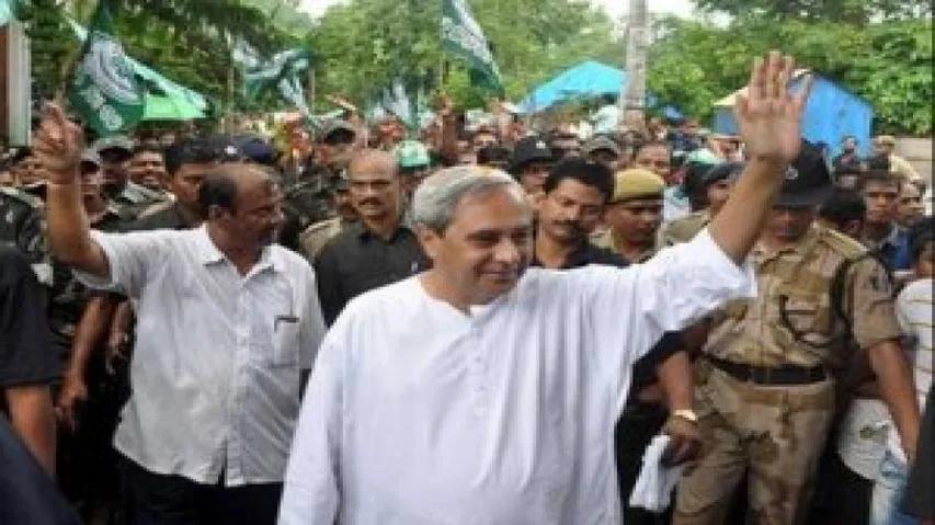 Naveen, Oram, Pyari hit campaign trail in Cuttack