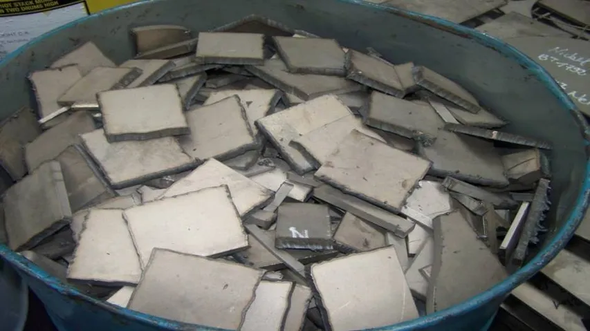 Nickel and zinc decline on lower demand