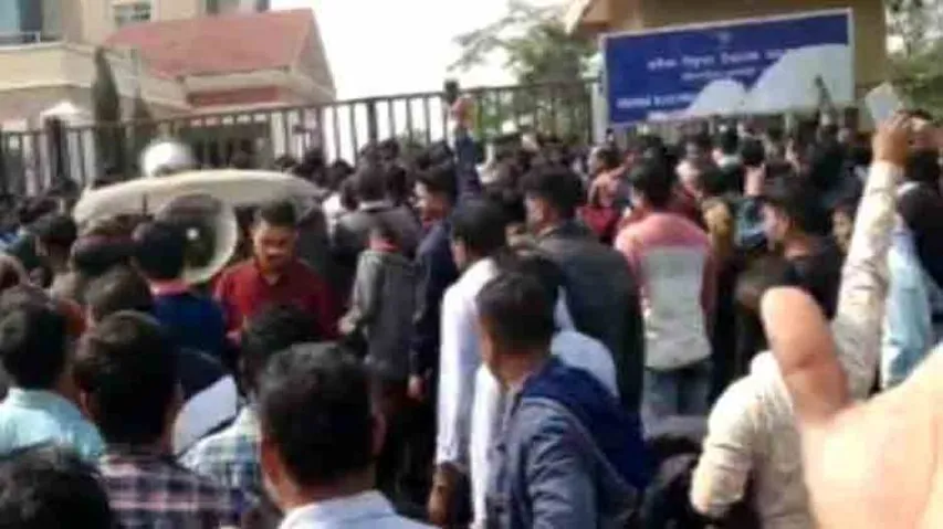 Odisha Power Discom Workers Stage Protest Opposing Privatisation
