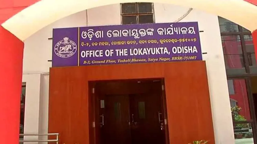PPE ‘Scam’: IAS officer Hemant Sharma, MD OSMCL Appear Before Odisha Lokayukta