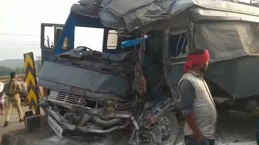 Two OSAP jawans killed, 29 others injured in road mishap in Jharsuguda