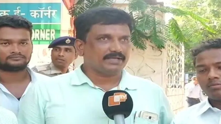 Sikshya Sahayaks put stir on hold after govt assurance