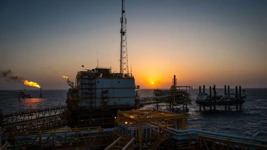 Oil prices fall further, WTI hits $15/barrel on low demand