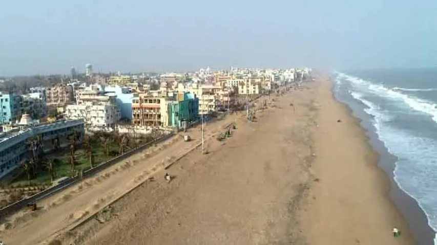 Post cyclone Fani, traders on Puri beach stare at uncertain future