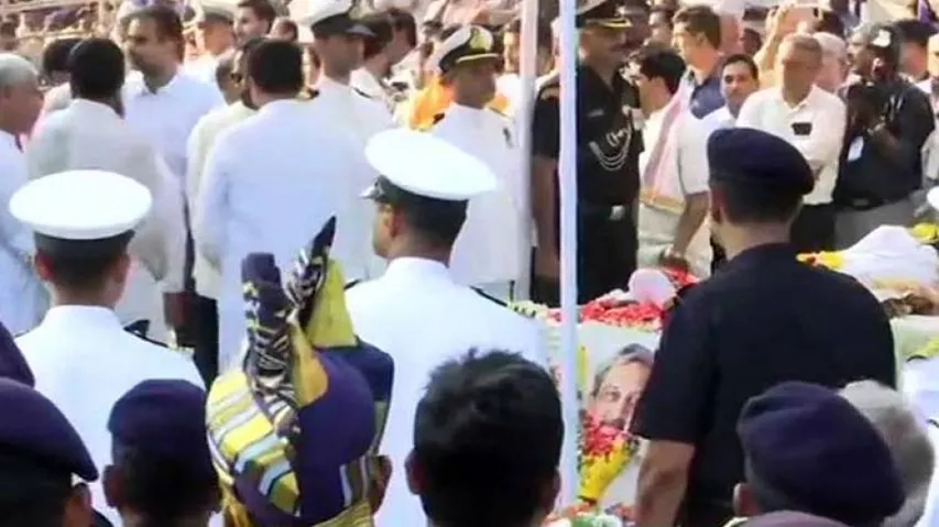 Parrikar cremated with full military, state honours