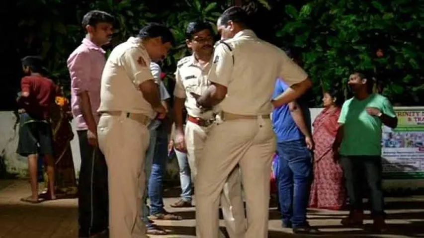 Kin Ransack Trinity Hospital After Patient's Death