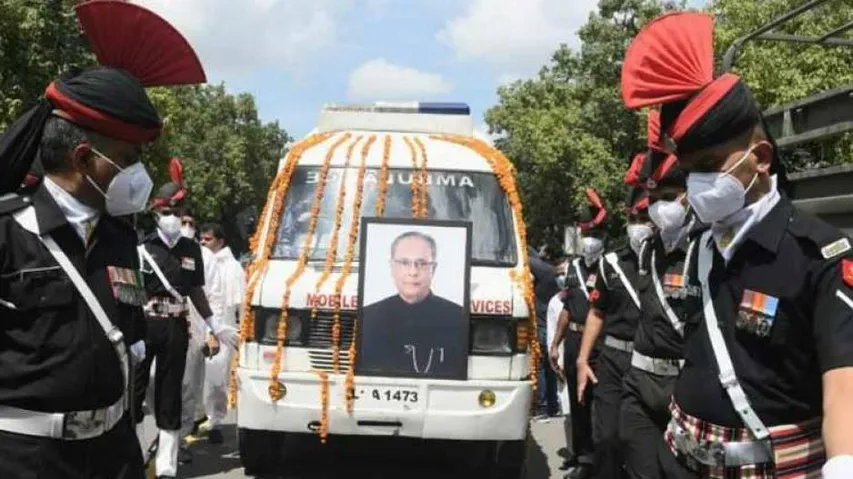 Ex-Prez Pranab Mukherjee Cremated With Military Honours