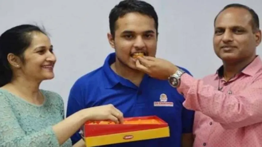 Solving past question papers helped: JEE topper