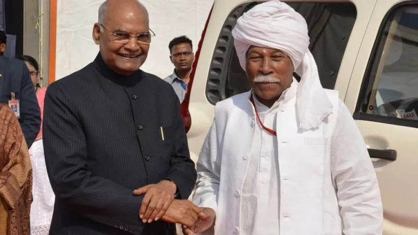 President Kovind Meets His Old Friend At Utkal University