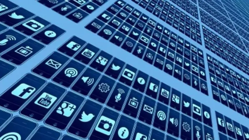 Supreme Court Issues Notice To Facebook, WhatsApp Over New Privacy Policy