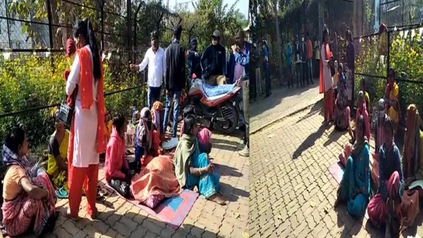 Odisha: Protesters Sit On Dharna After Placing Body In Front Of Police Station
