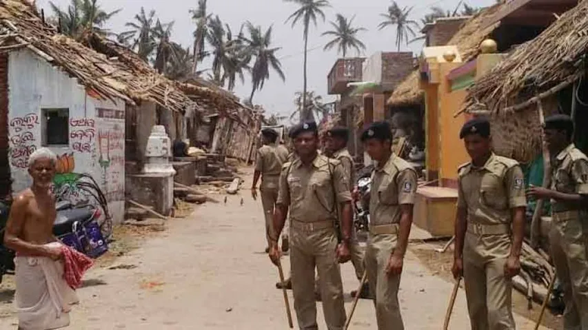 Bombs hurled in post-poll violence at Brahmagiri, 5 injured
