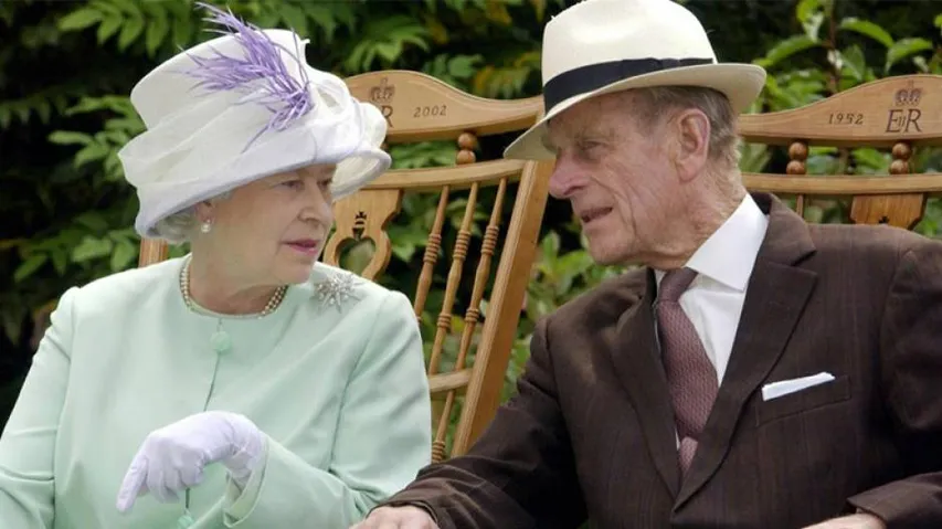 Queen Elizabeth II, Prince Philip Not To Get Preferential Treatment, 'To Wait In Line' For COVID Vaccine