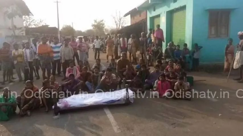 Locals block road by placing villager’s body in Nuapada