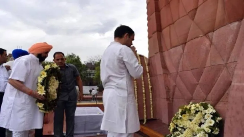 Rahul, Amarinder pay homage at Jallianwala Bagh