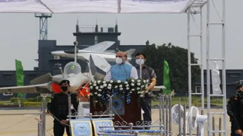 5 Rafale Jets Inducted, Can Be Deployed At LAC At Short  Notice: Rajnath Singh