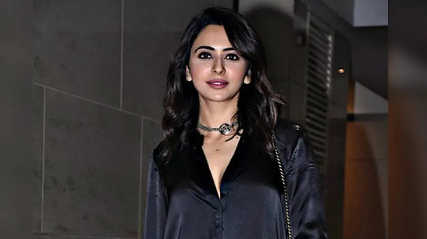 Rakul Preet Singh Exclusive On Father's Day: “I’m Unable To Find Right Kind Of Guy” (Watch)