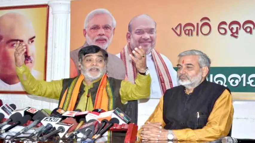Ram Kripal Yadav accuses BJD of 'looting public money'