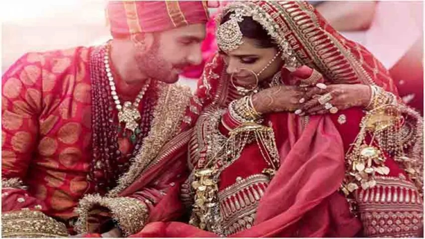 Ranveer Singh, Deepika Padukone debut as Mr & Mrs
