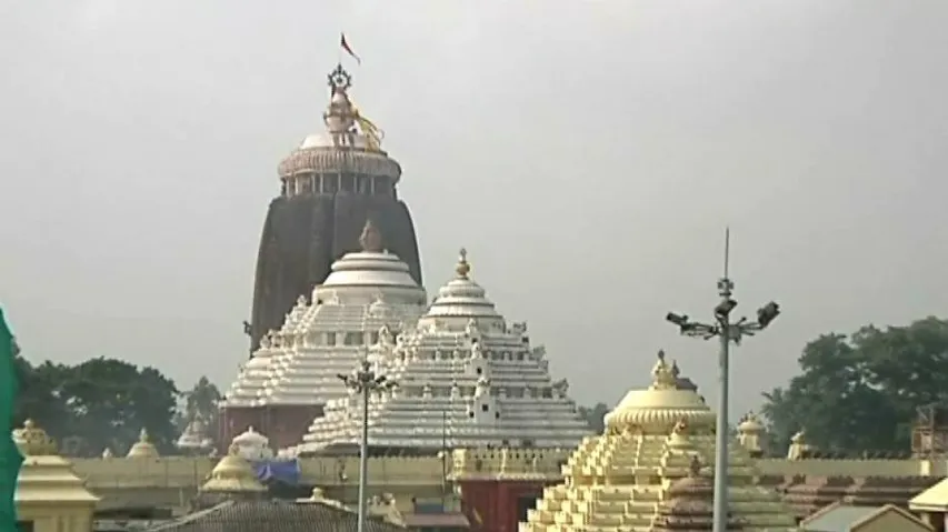 ASI inspects Ratna Bhandar from outside