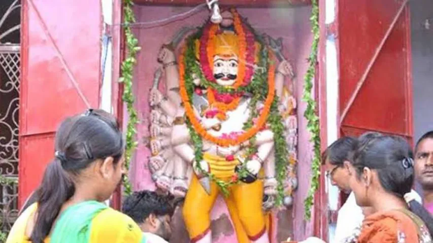 A Temple Where Ravan Is Worshipped On Dusshera